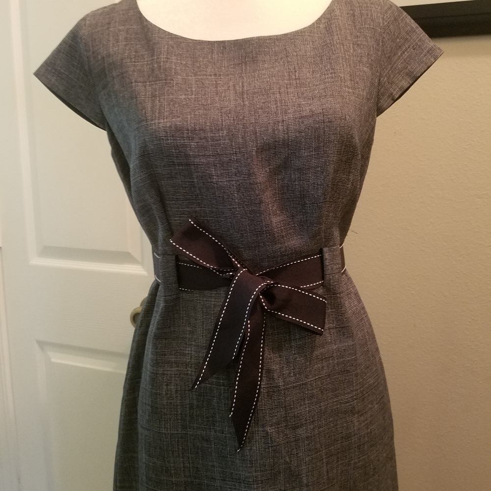 Dress - Picture 3 of 7